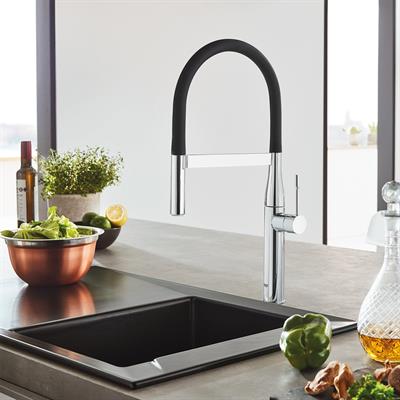 Miscelatore lavello grohe essence 30294000 cromato e nero con doccetta professionale