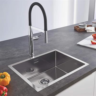 Miscelatore lavello grohe essence 30294000 cromato e nero con doccetta professionale